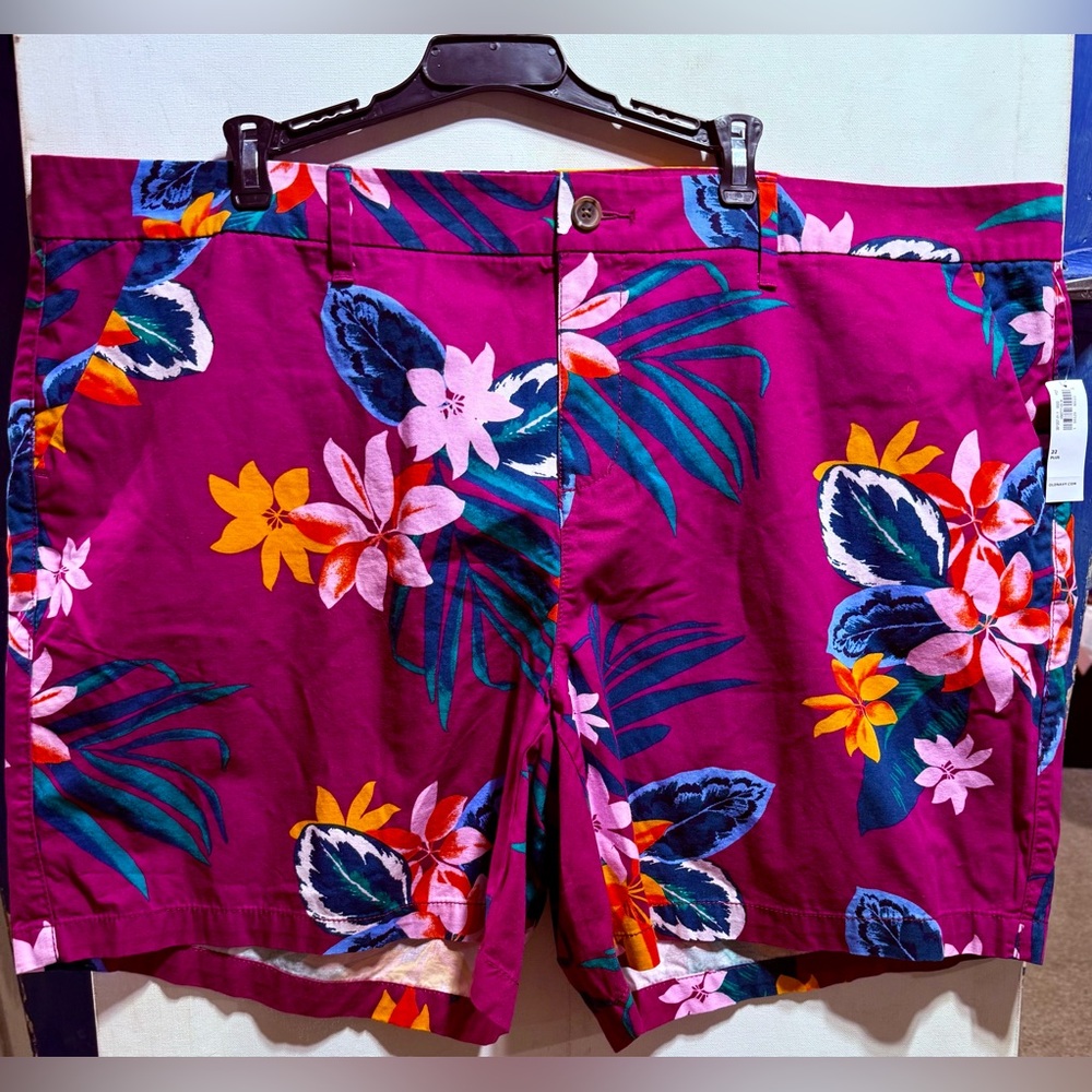 Old Navy Floral Women's Shorts - Purple and Multicolor
